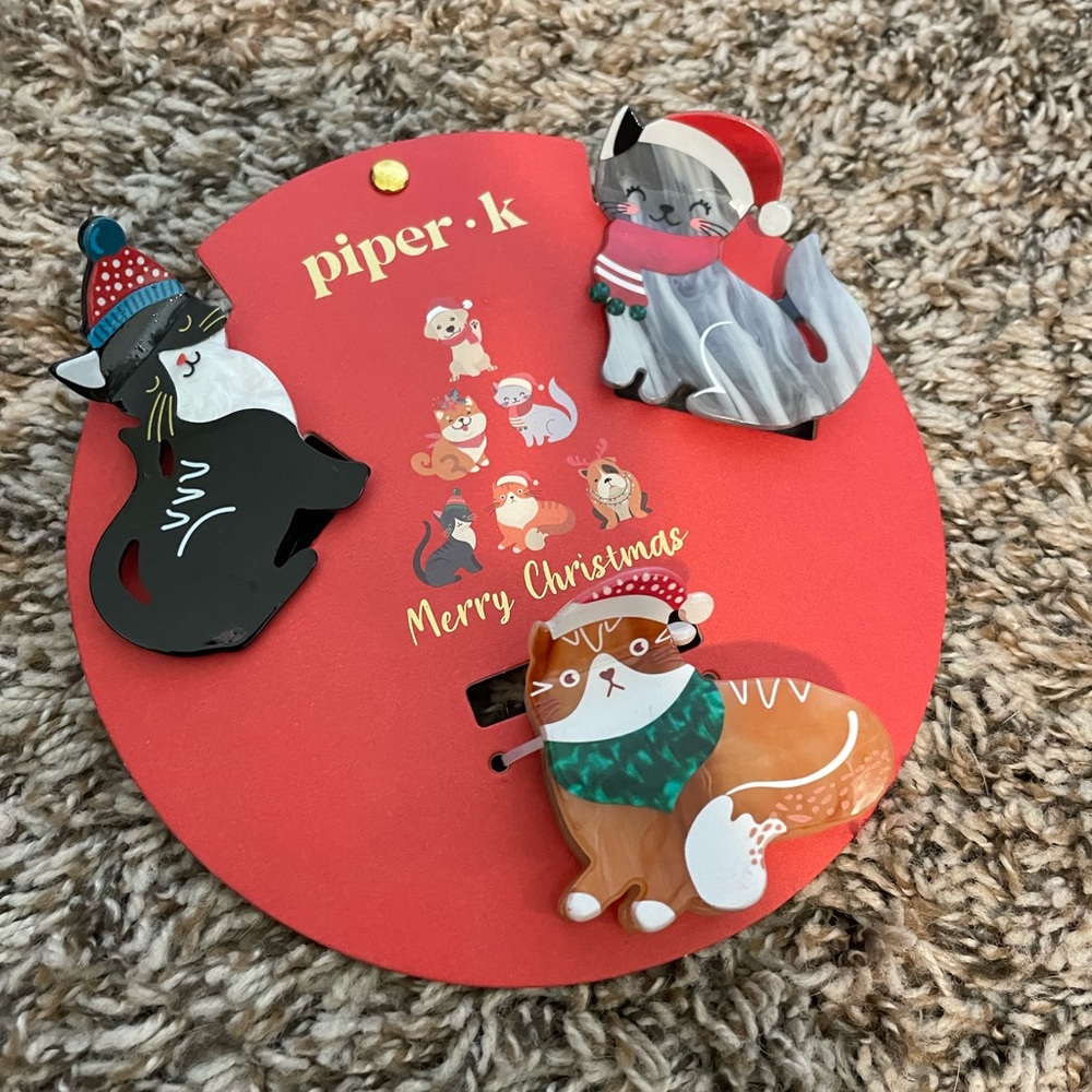 Piper K Christmas Cat Hair clop set